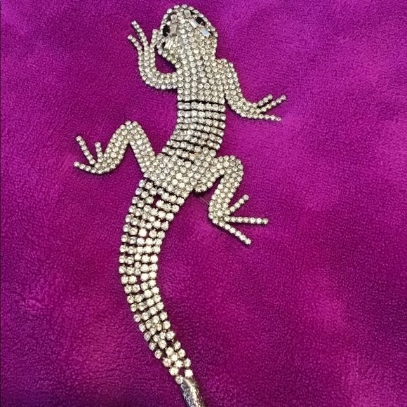 Jewelry - BEAUTIFUL LIZZARD/ GIEKO RHINESTONE PIN